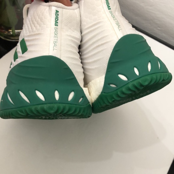 ADIDAS MIAMI HURRICANES TEAM-ISSUES WHITE & GREEN RUNNING SNEAKERS MENS SIZE 18 - Picture 10 of 16